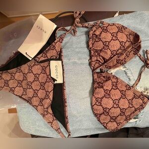 Gucci bikini set